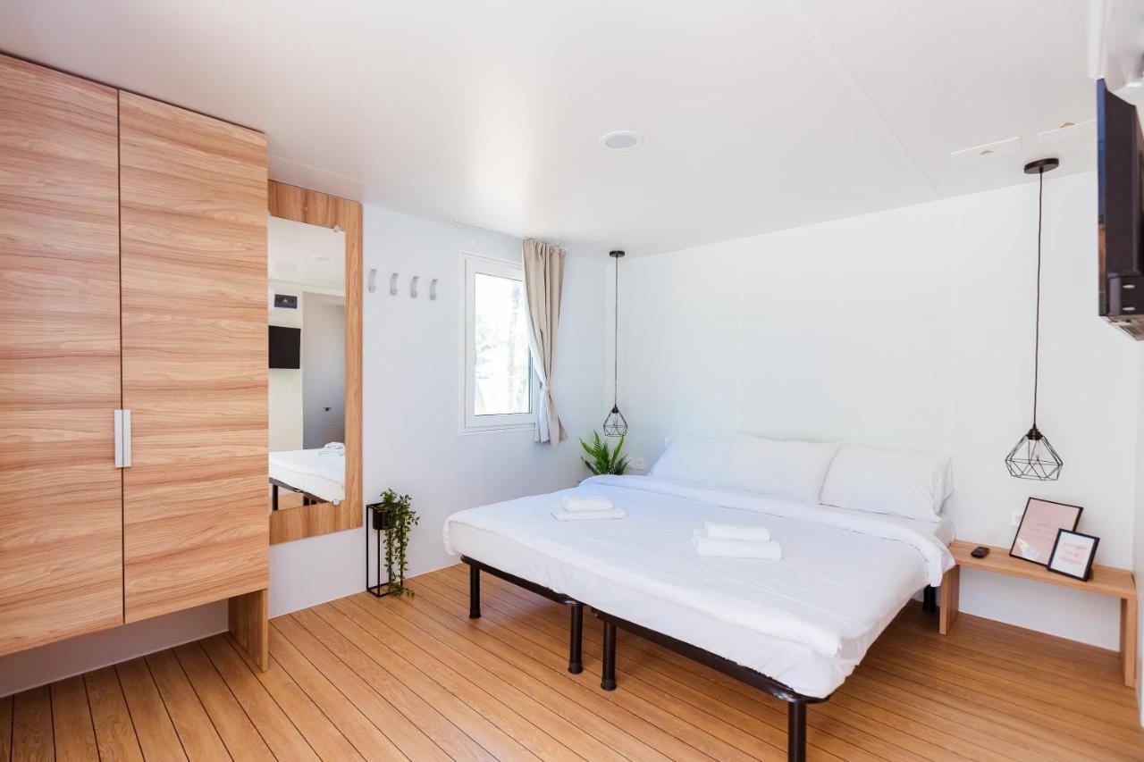 Mobile Homes Casapini In Fkk Camping Solaris Poreč Buitenkant foto
